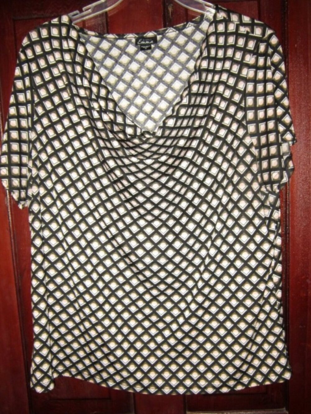 Simply Emma Plus 1X Stretch Top Blouse Shirt Cowl Neck Geometric Print Short Slv